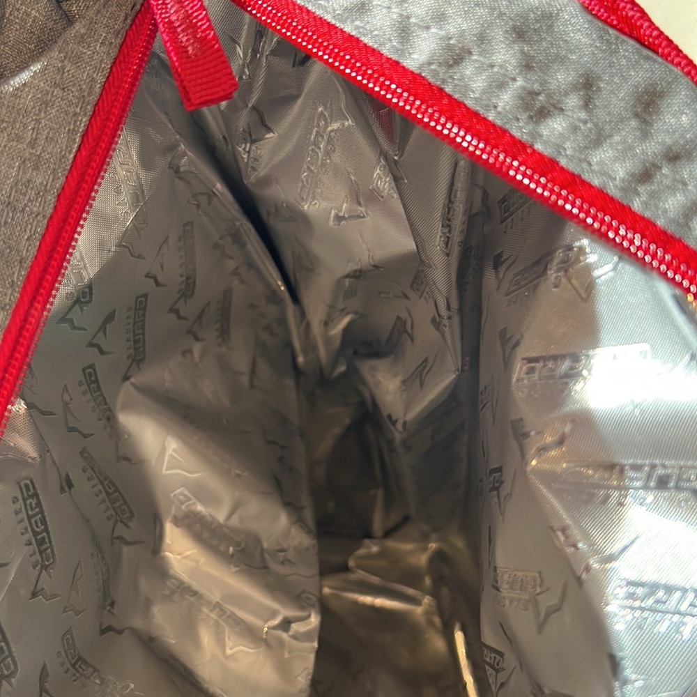 Brand New NFL SF 49er’s Cooler Tote with Backpack Straps holds 30 cans + Ice! - Picture 6 of 8